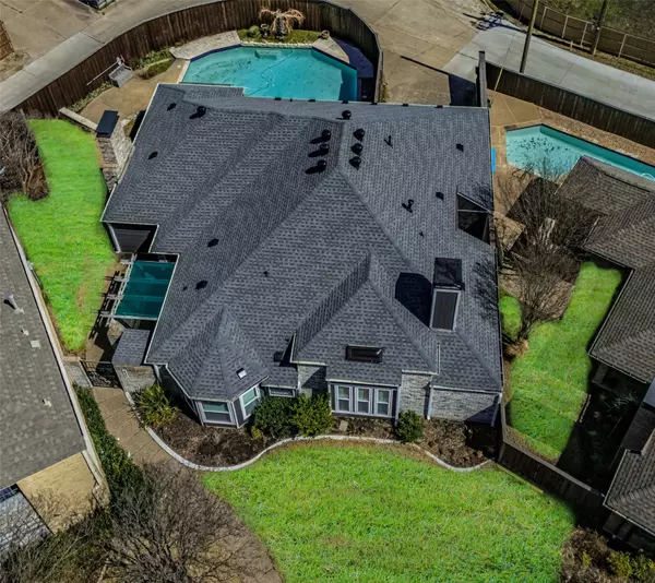 437 Country Side LN, Richardson, TX 75081