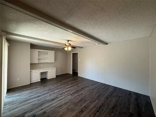 Dallas, TX 75227,2536 Earlcove DR