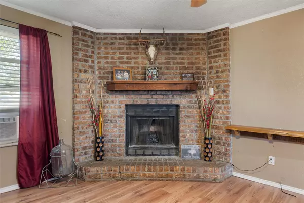 Mcgregor, TX 76657,1025 Wyatt LN