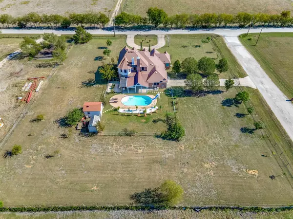 Mclendon Chisholm, TX 75032,400 League RD