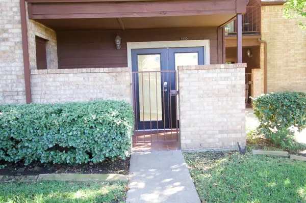 Arlington, TX 76006,1700 Baird Farm CIR #1110