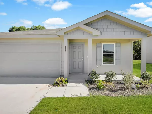 115 Sienna DR, Alvord, TX 76225