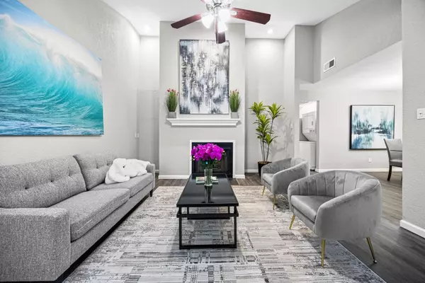 218 N Beacon ST #108, Dallas, TX 75214