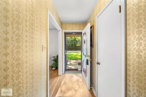 Shreveport, LA 71115,8649 Chalmette DR