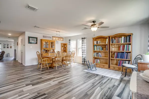 Fort Worth, TX 76179,956 Mosaic DR