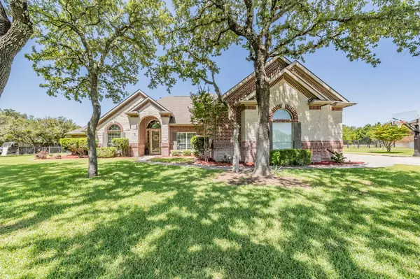 161 Deer Crossing WAY, Azle, TX 76020