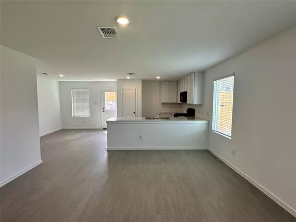 Sherman, TX 75092,304 Hidden Meadows DR