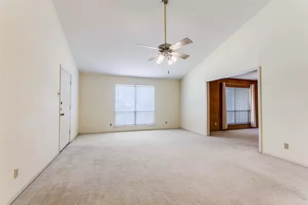 Dallas, TX 75230,11334 Park Central PL #C