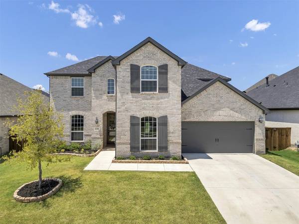 136 Derrett LN, Rhome, TX 76078