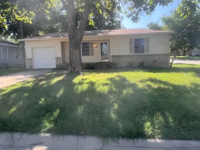 1815 Mercedes RD, Denton, TX 76205