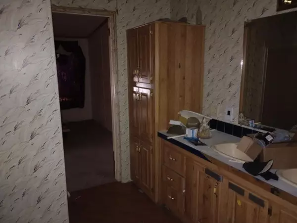 Hubbard, TX 76648,154 Meadowview LN