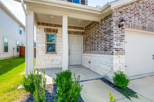 Forney, TX 75126,1635 Briar Hunt DR