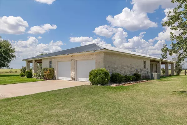 De Leon, TX 76444,551 County Road 491