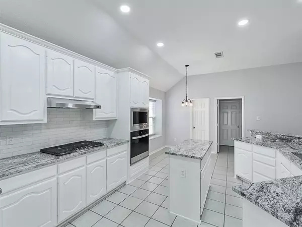 Allen, TX 75013,1422 Wallace DR