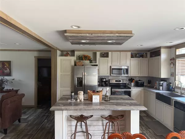 Clarksville, TX 75426,7354 Farm Road 412