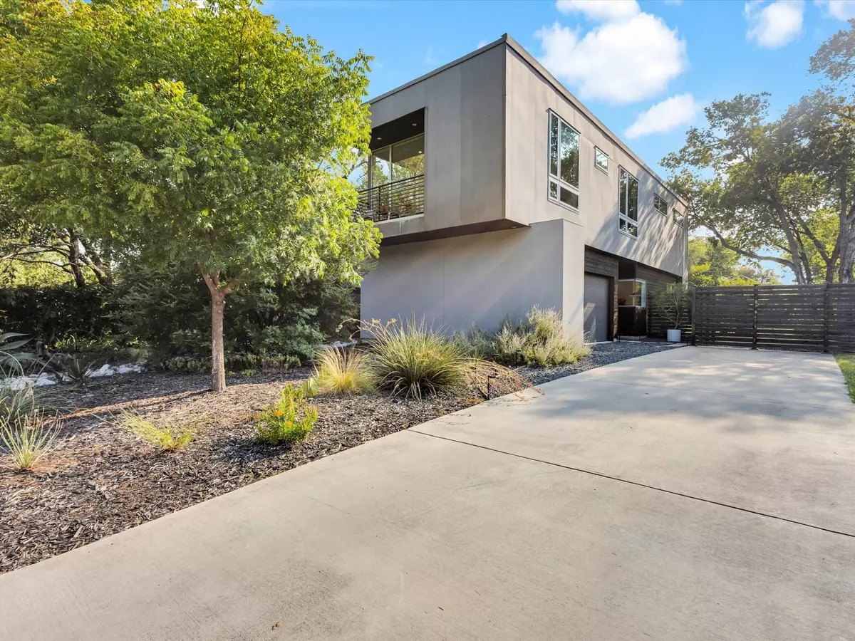 Fort Worth, TX 76110,2837 College AVE