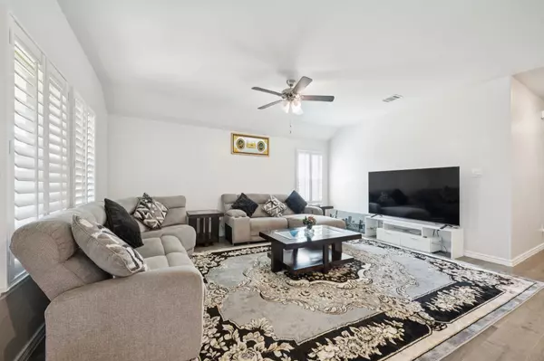 Lavon, TX 75166,713 Sunglow WAY
