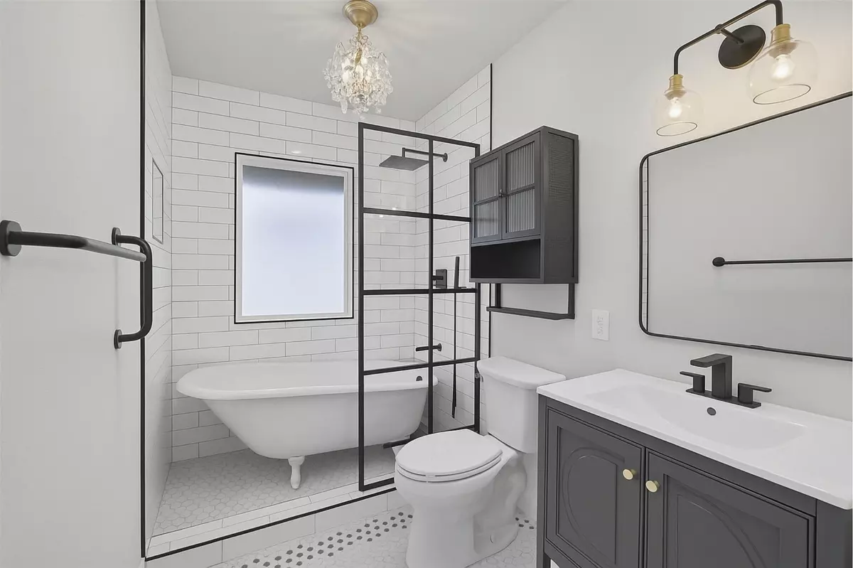 Fort Worth, TX 76107,4933 El Campo AVE