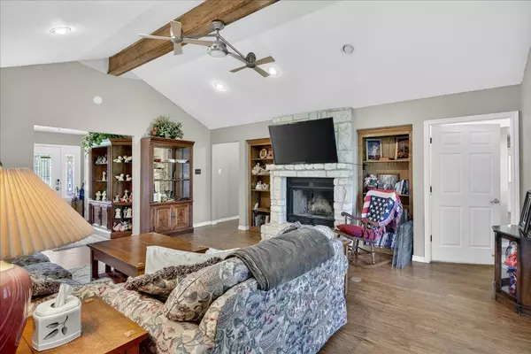 Kaufman, TX 75142,8401 Taylor Ranch LOOP