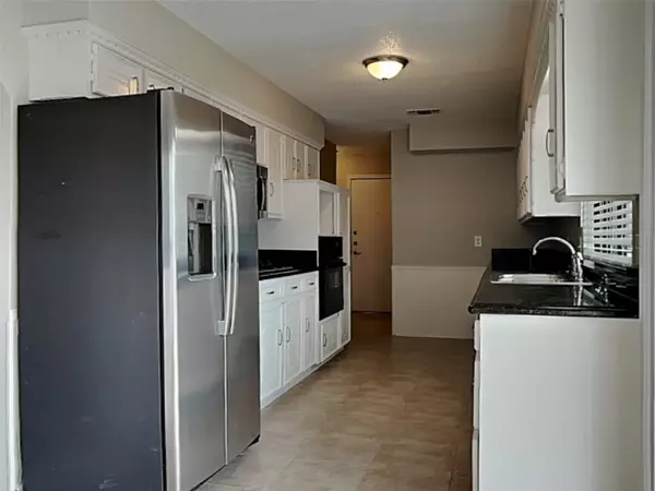 Dallas, TX 75227,4915 Chilton DR