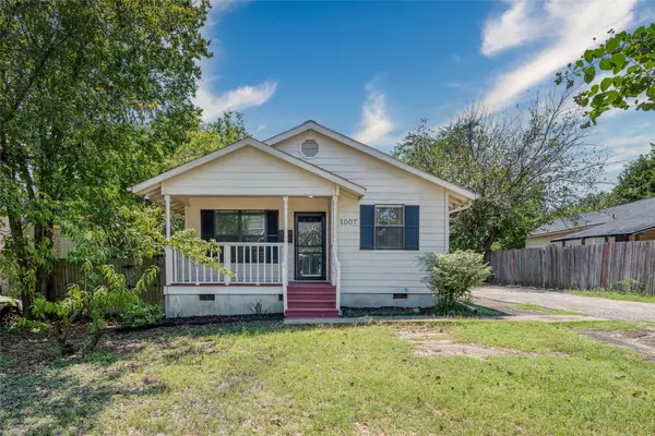1007 W White AVE, Mckinney, TX 75069