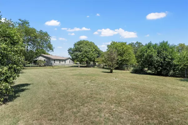 Mcgregor, TX 76657,1015 Lincoln ST