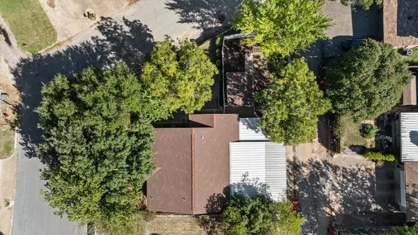 Weatherford, TX 76086,1101 Lynn ST