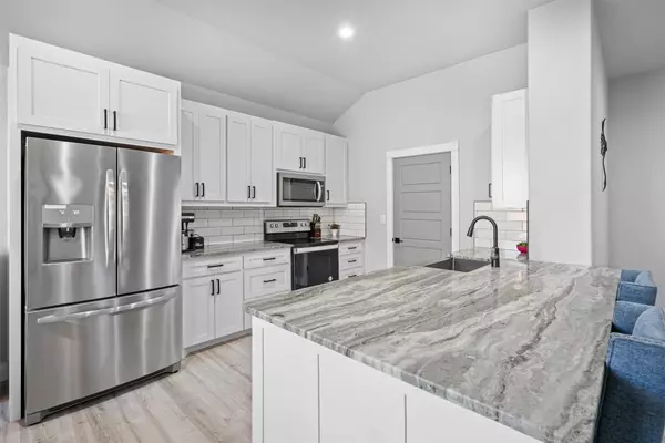 Granbury, TX 76048,2500 Creek DR