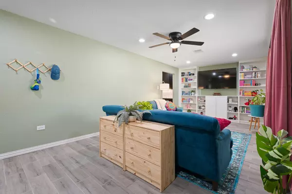 Cleburne, TX 76033,806 S Colonial DR