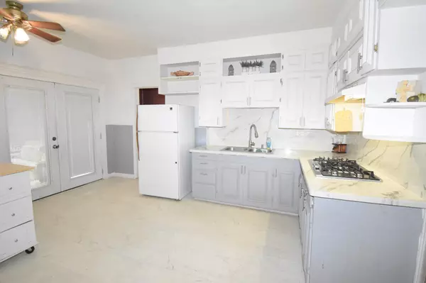 Rising Star, TX 76471,510 S Main