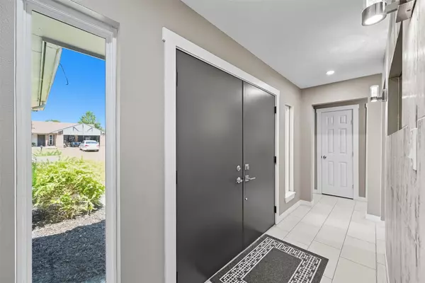 Arlington, TX 76016,5806 Village Glen TRL