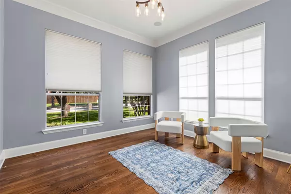 Irving, TX 75063,2070 Azalea TRL