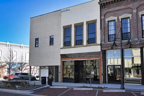 202 W Main ST, Denison, TX 75020