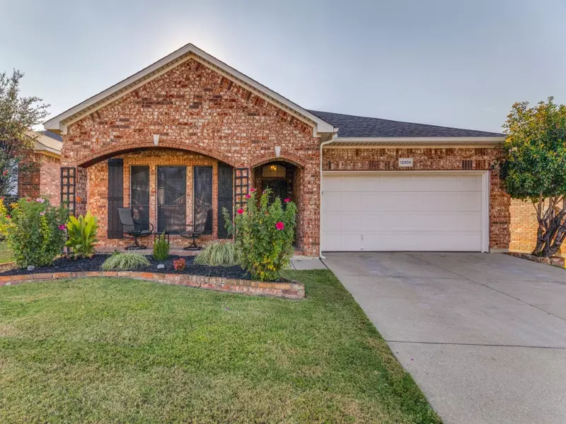 12909 Hurricane LN, Fort Worth, TX 76244
