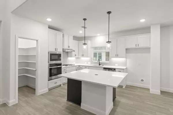 Forney, TX 75126,1510 Flannagan Pond RD