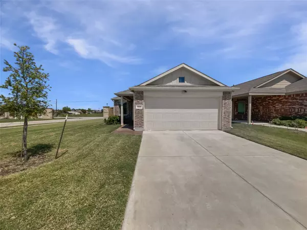 1338 Canyon Wren DR, Forney, TX 75126