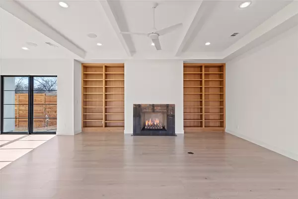 Dallas, TX 75209,7624 Roper ST