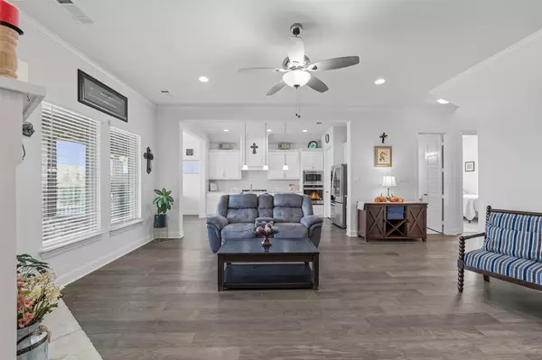 Mansfield, TX 76063,1605 Furrow LN