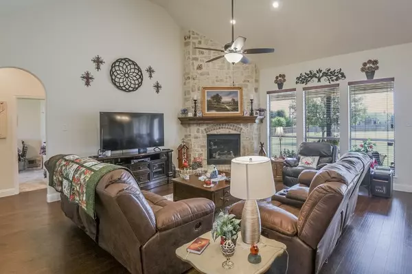 Midlothian, TX 76065,5830 Shiloh Forest DR