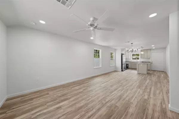 Waco, TX 76708,1606 Bryan AVE