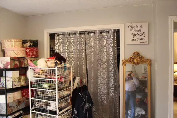 Fort Worth, TX 76133,4021 Toledo AVE