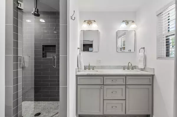 Dallas, TX 75214,6211 Marquita AVE