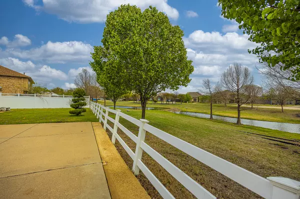 Desoto, TX 75115,808 Sabona DR