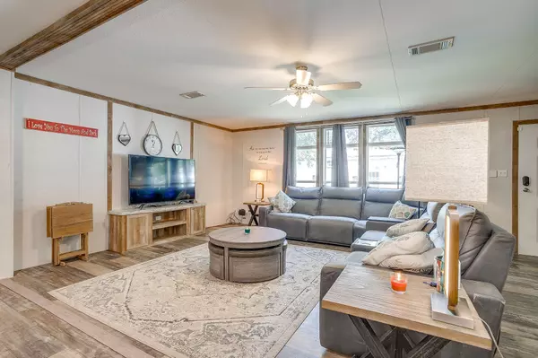 Pelican Bay, TX 76020,1804 Coral RD