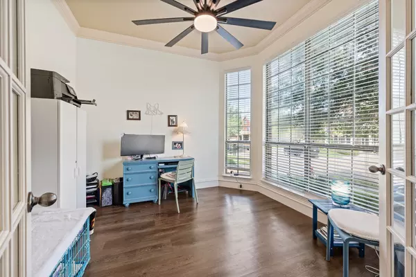 Bedford, TX 76021,3917 Autumn LN