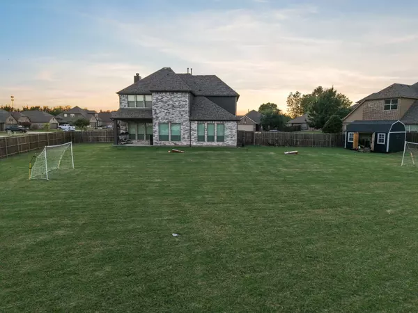 Sherman, TX 75092,4701 Camp Verde CIR