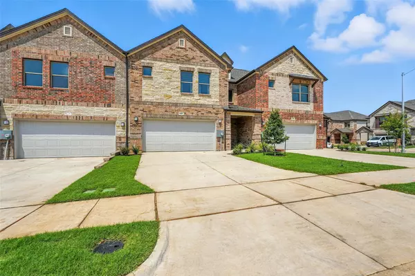 3315 Dilworth DR, Grand Prairie, TX 75050