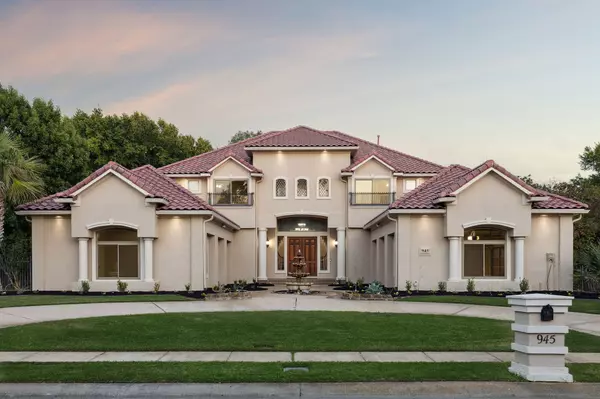 945 Deer Hollow BLVD, Southlake, TX 76092