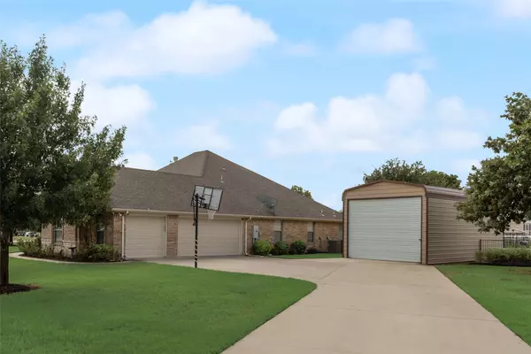Saginaw, TX 76179,2725 Purple Sage CT
