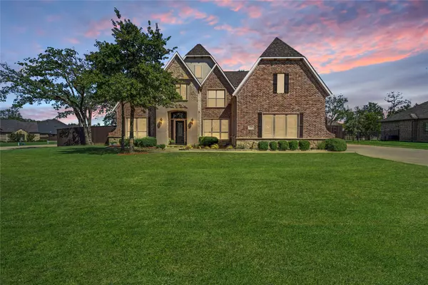 110 Post Oak DR,  Krugerville,  TX 76227